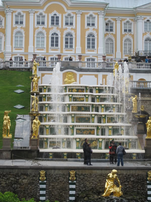 peterhof fountain